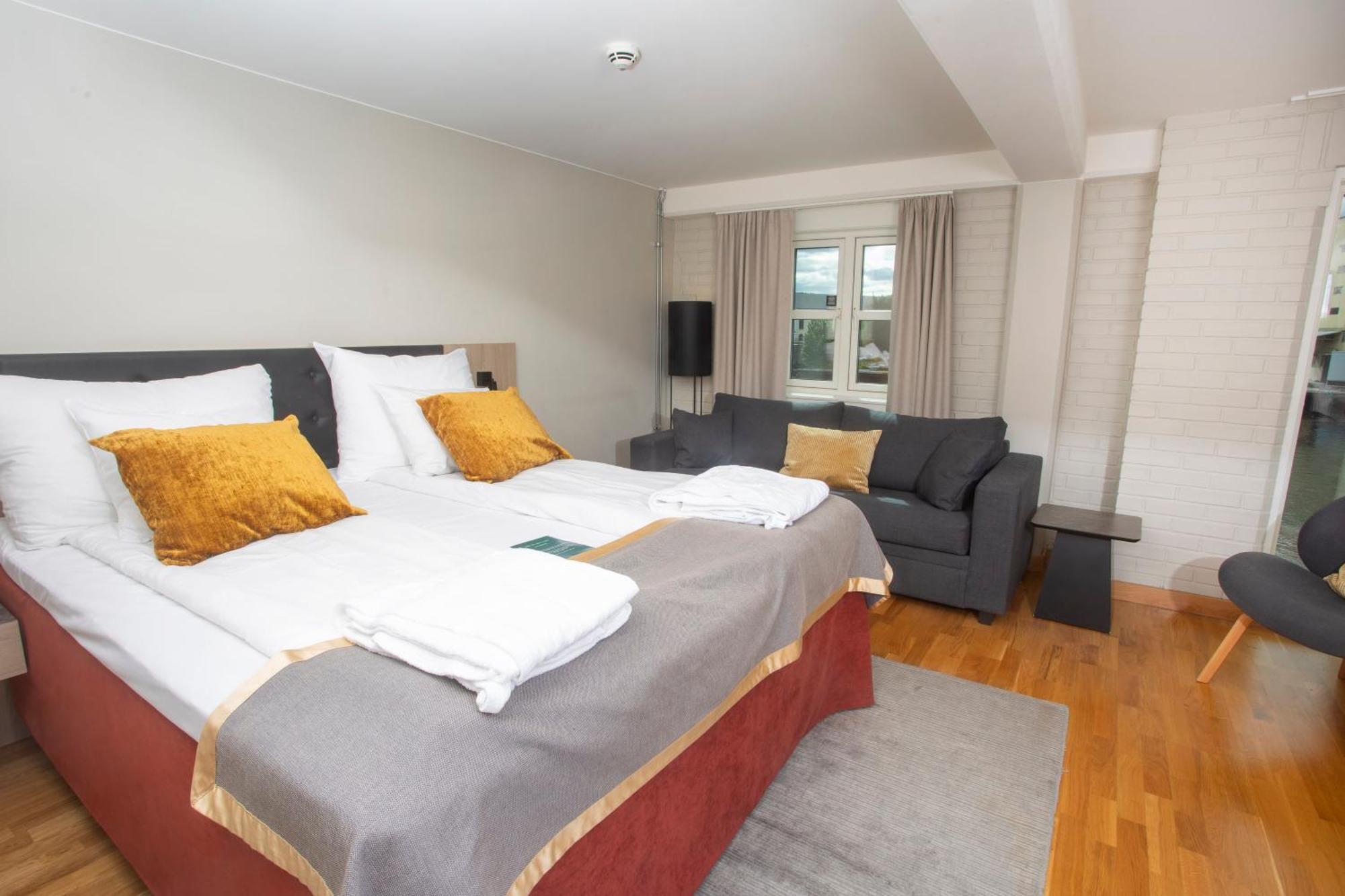 Home Hotel Bryggeparken Шиен Екстериор снимка
